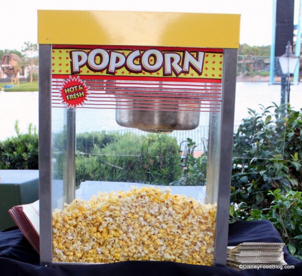 Disney-Popcorn-600x549.jpg