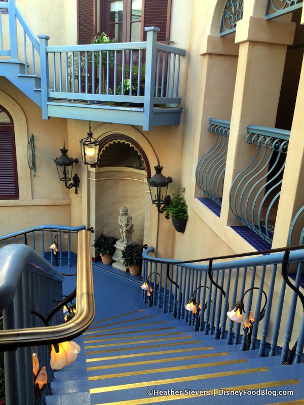 First Look And Photo Review The New Club 33 In Disneyland
