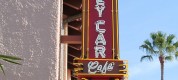 Hollywood-Studios-Starbucks-Trolley-Car-