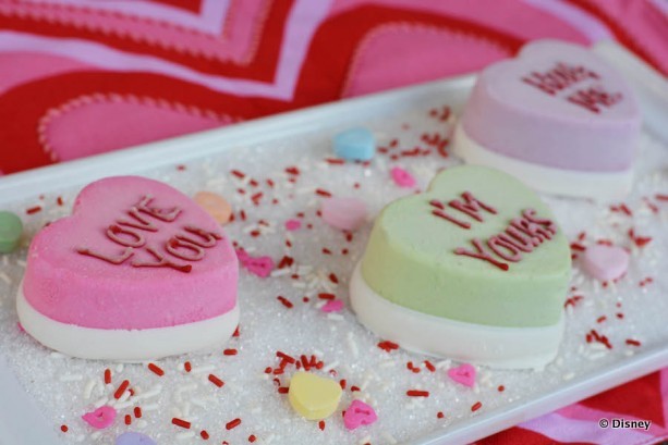 Valentines-Heart-Shaped-Cheesecake-Mara.