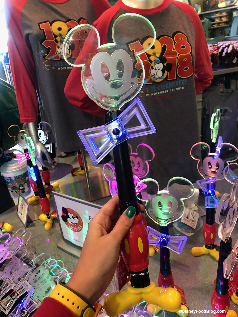 mickey mouse glow spinner