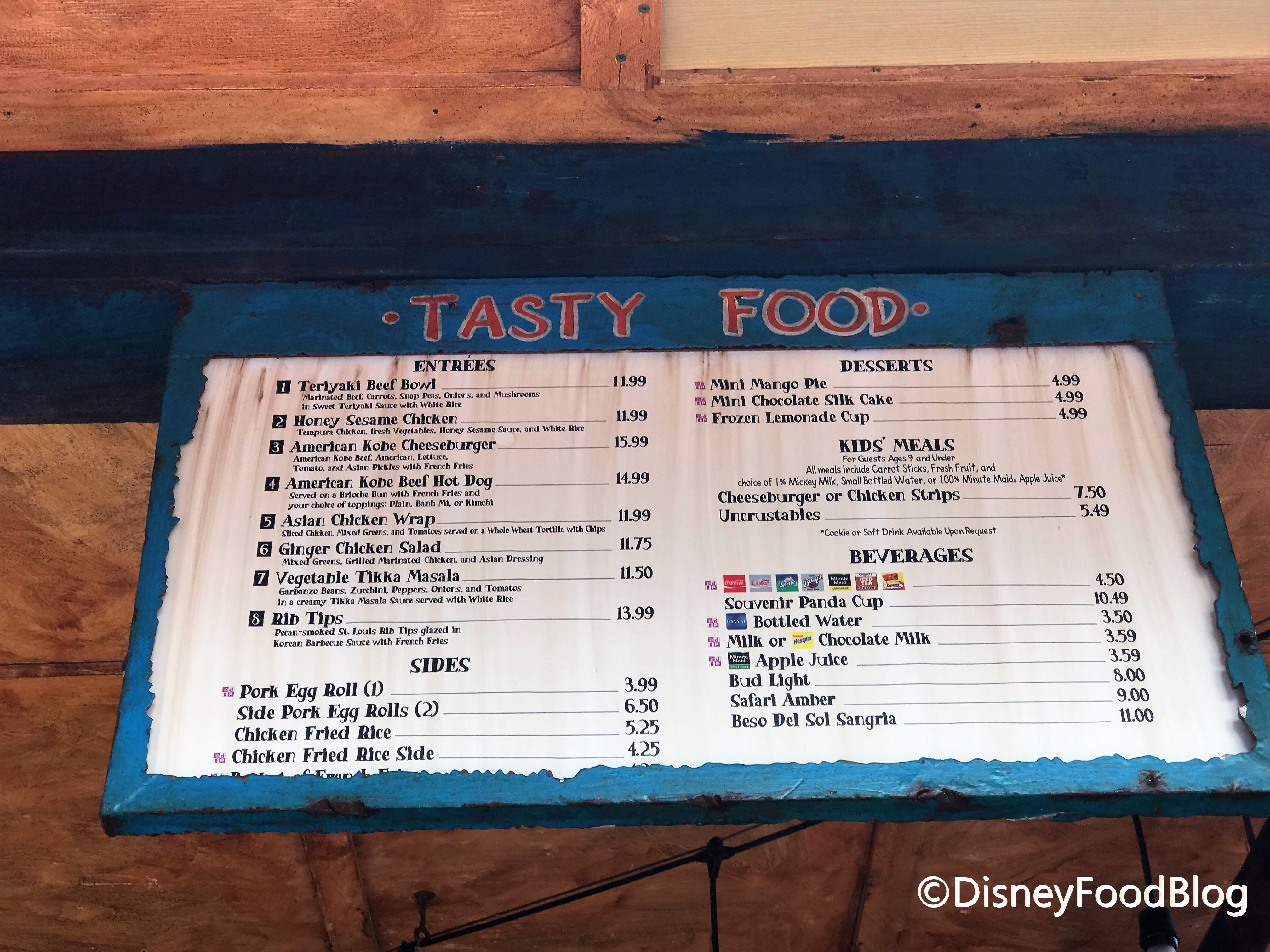 Yak & Yeti Local Foods Cafe Review & Photos - Castle Party Blog