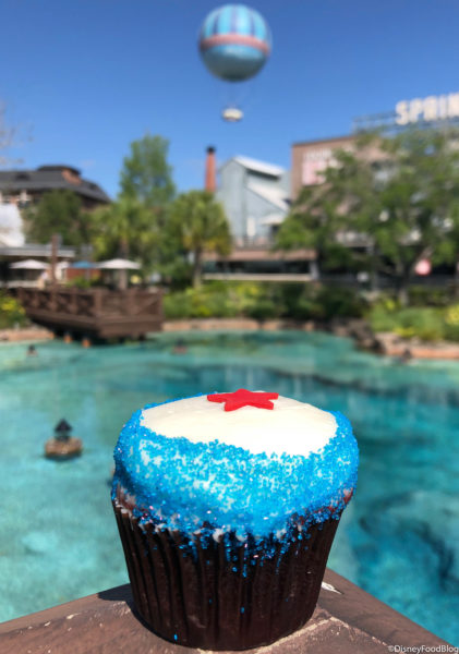 Sprinkles-Cupcake-Memorial-Day-3-2-421x6