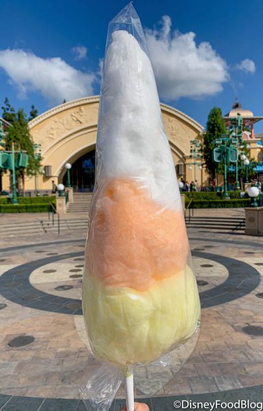 DisneyCaliforniaAdventure-CottonCandyCar