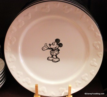 New Disney Kitchen Merchandise | the disney food blog