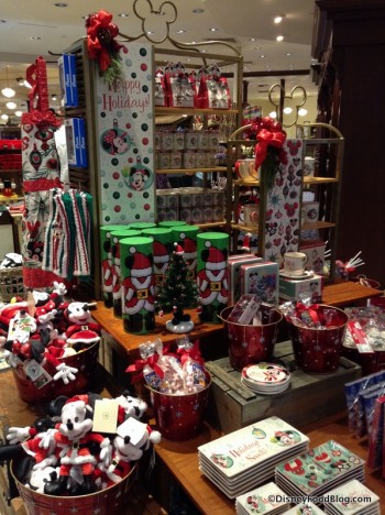 Disney Holiday Gift Guide 2014: Holiday for Your Home Collection | the ...