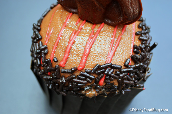 Kylo Ren Cupcake