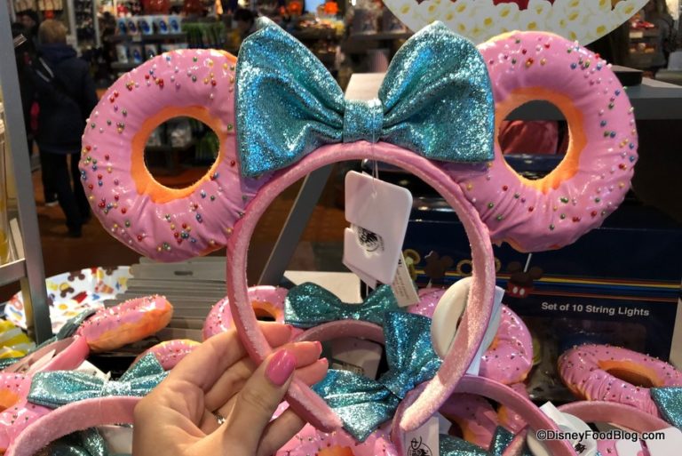 New Minnie Donut Krispy Treat Found in Magic Kingdom! | the disney food ...