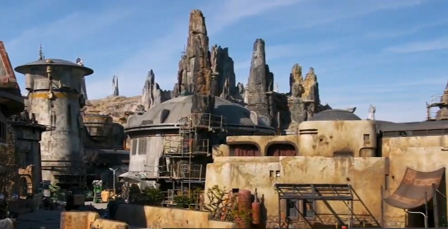 Star Wars: Galaxy's Edge UPDATES and DETAILS from Star Wars Celebration ...