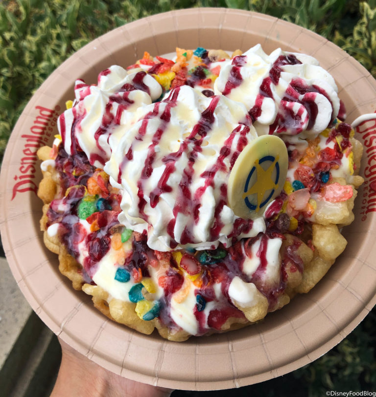 Review: You've Gotta See The NEW Carnival Funnel Cake in Disneyland ...