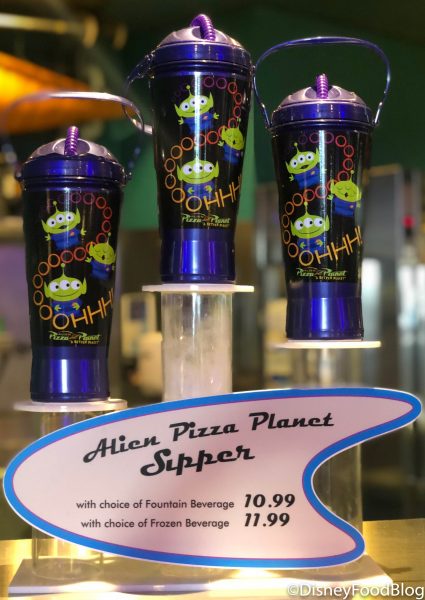 disneyland alien pizza planet