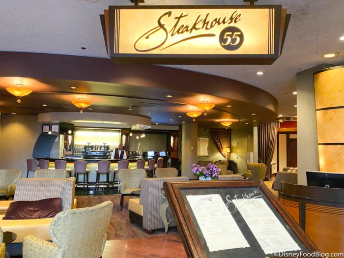 2020 Disneyland Hotel Steakhouse 55 2 700x525 