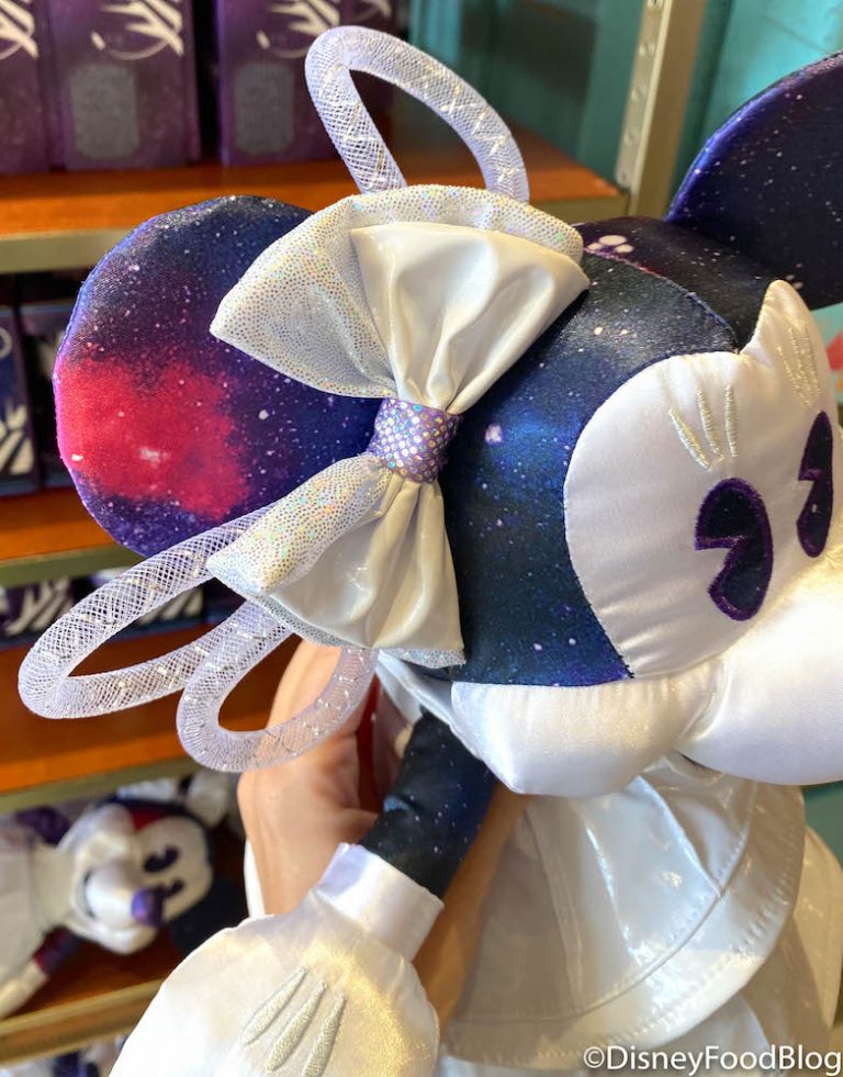 minnie mouse main attraction space mountain plush