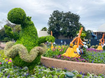 Sneak Peek: See Some of the Disney Topiaries and Food Booths at Epcot ...