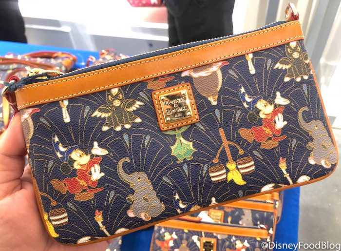 DOONEY & BOURKE OUTLET -HANDBAGS SHOPPING UP to 50% OFF January 1, 2022 