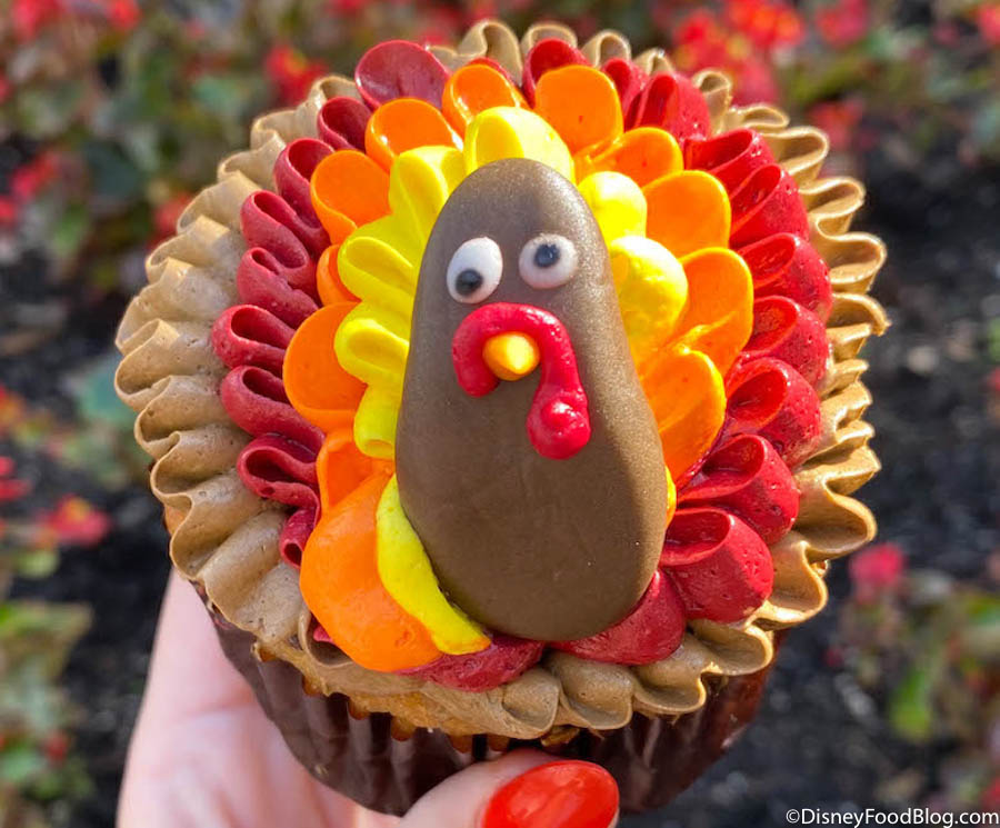Two Thanksgiving Day Only Treats Are Coming To Disney S Pop Century Resort Disney By Mark