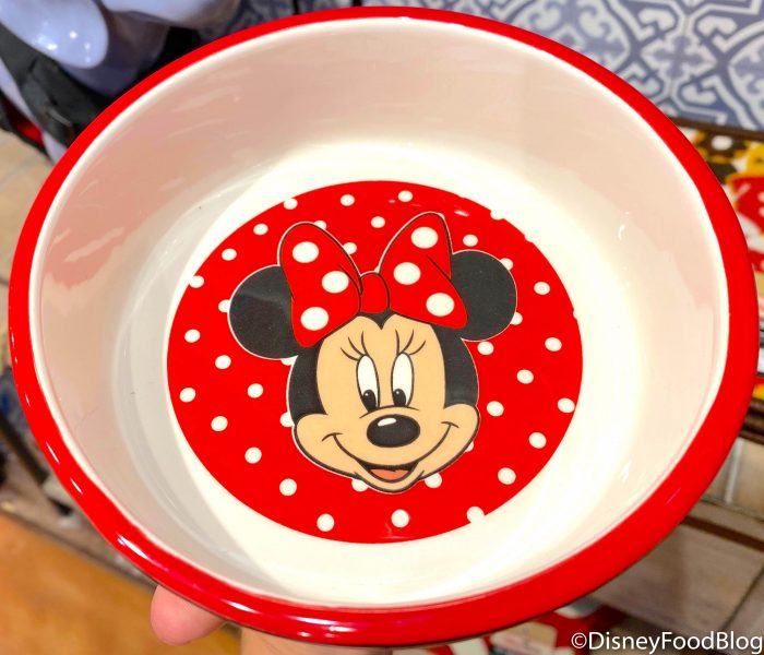 What’s New at Disney Springs: Homecomin’ Re-Opens, Disney Face Masks, and the Epic Brownie Masher! 