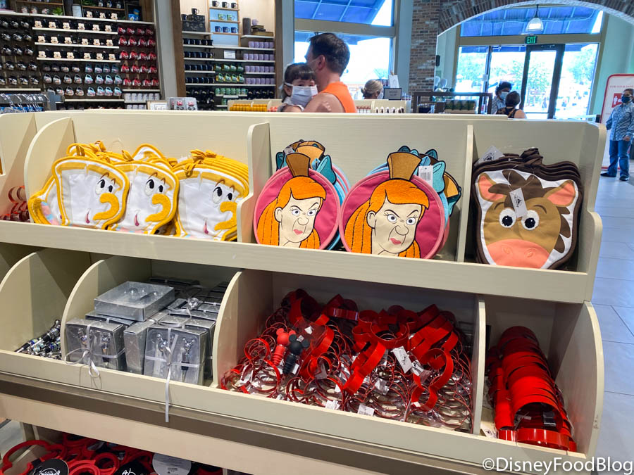 https://www.disneyfoodblog.com/wp-content/uploads/2020/06/IMG_7657kitchen-accessories-character-aprons-potholders-cinderella-beauty-and-the-beast-chip-woody-jessie-toy-story-prince-charming-bullseye.jpg