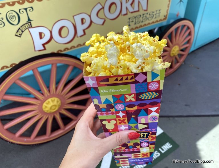 Refillable Popcorn Buckets in Walt Disney World the disney food blog