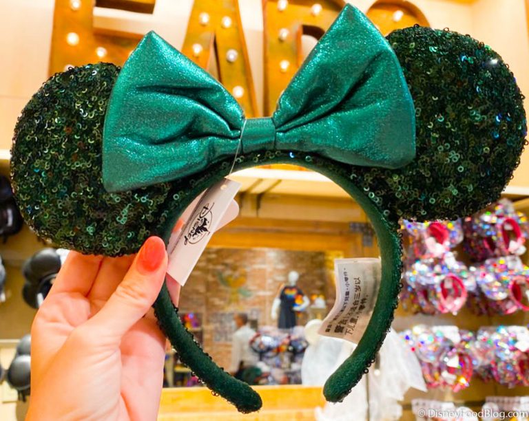 Hurry! Disney's Emerald Minnie Ears Are Now Available Online! 