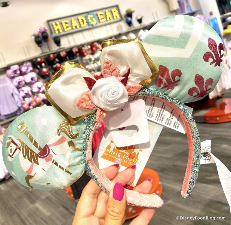 ALERT! Minnie Mouse Main Attraction King Arthur Carrousel Ears Are in ...