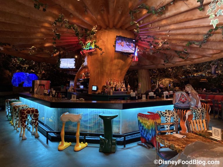 Review! Is Rainforest Cafe in Disney World's Animal Kingdom a ROAR or a ...