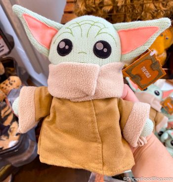 Check Out the BRAND NEW Star Wars Trading Post Store in Disneyland's ...