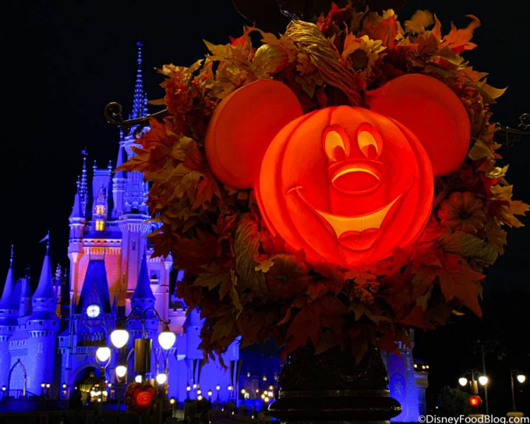 Mickey's Not-So-Scary Halloween Party in Disney World's Magic Kingdom ...