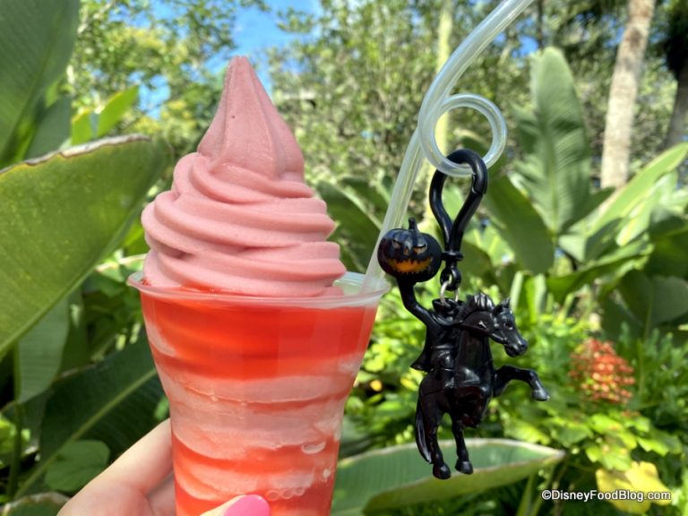 Review: The Headless Horseman Rides Again With a New Dole Whip Float in ...