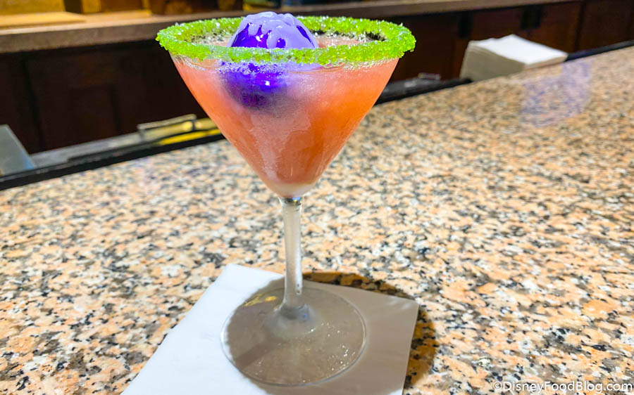 There's ANOTHER Insta-Worthy ✨ Edible Glitter ✨ Cocktail in Disney World