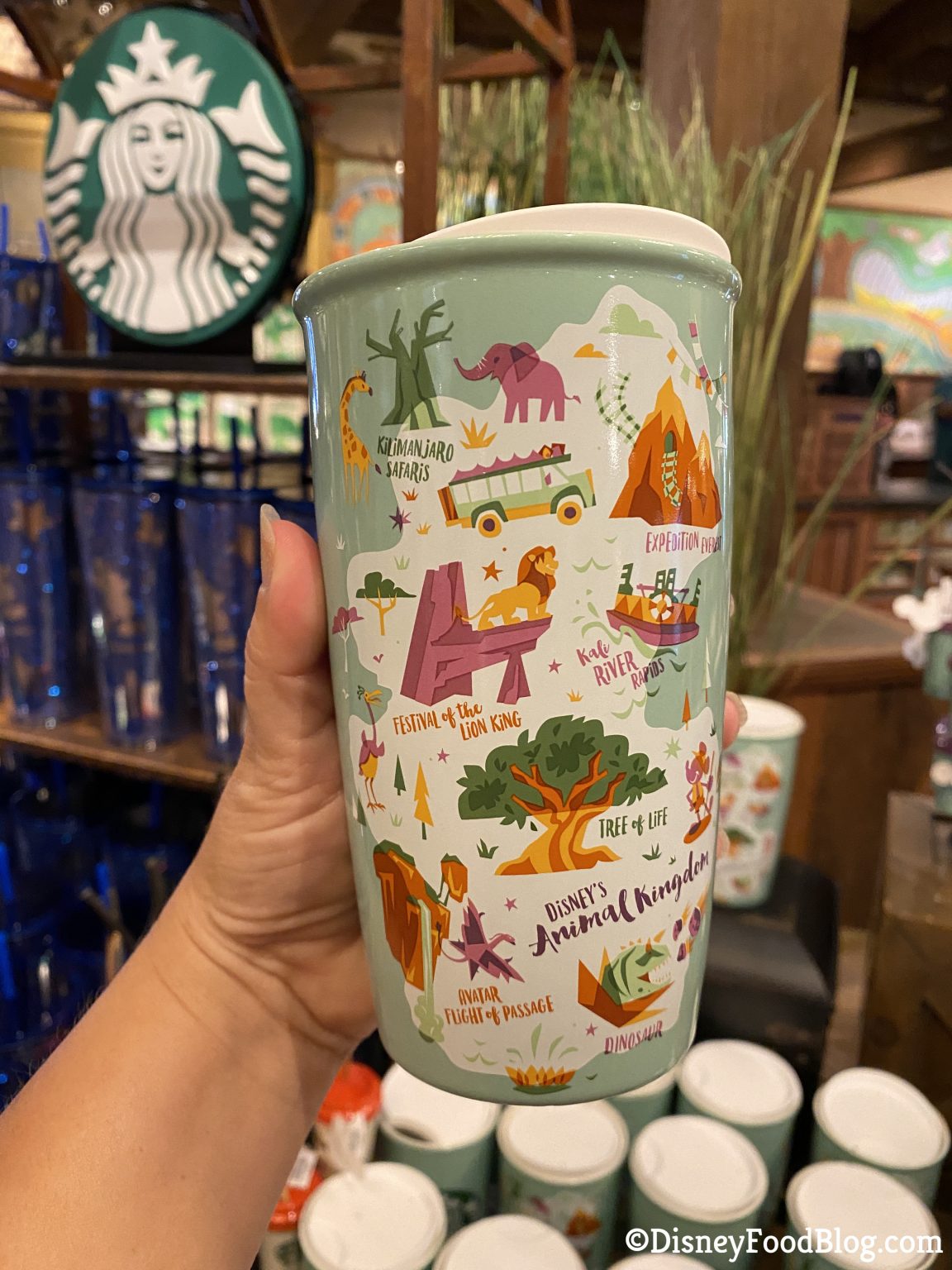 Las nuevas tazas de Starbucks de Disney Parks están disponibles en