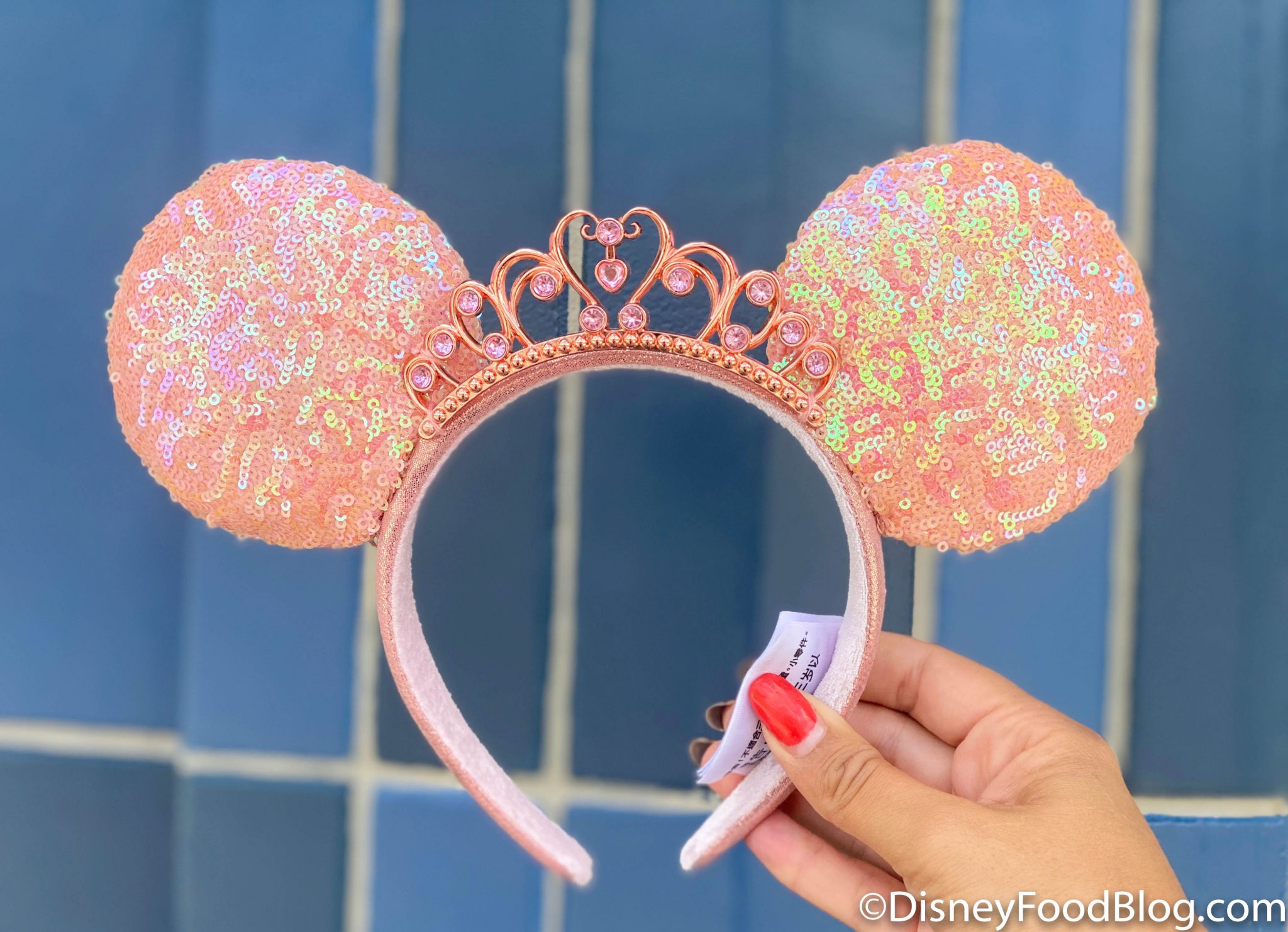 PHOTOS: NEW Peachy Queen Minnie Ears Have Arrived in Disney World ...