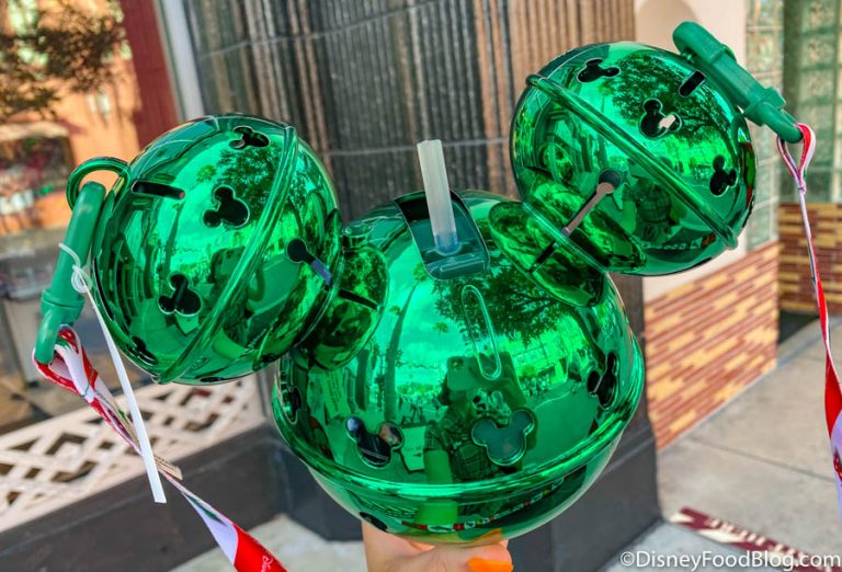 VIDEO! The Light-Up Jingle Bell Sipper Is BACK With a New Look in ...