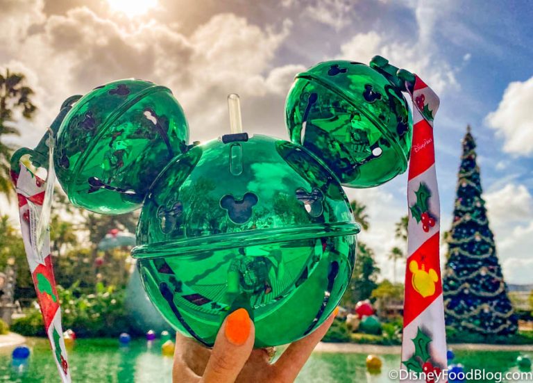 VIDEO! The Light-Up Jingle Bell Sipper Is BACK With a New Look in ...