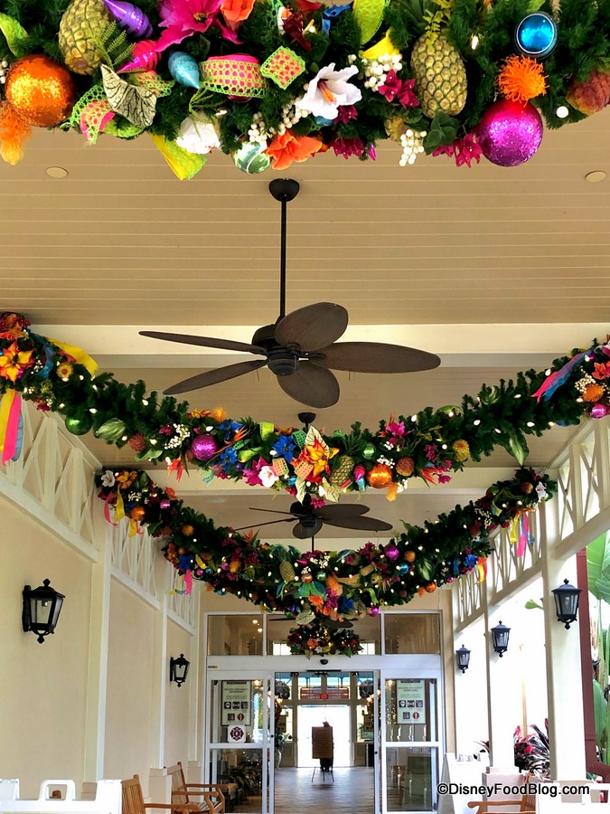 PHOTOS: It's A Colorful Caribbean Christmas At Disney's Caribbean Beach ...