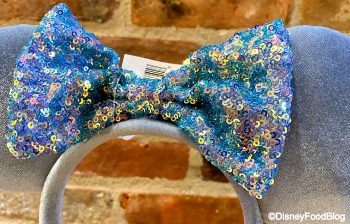 PHOTOS: The Cornflower Blue Minnie Ears Have ARRIVED at Disneyland ...