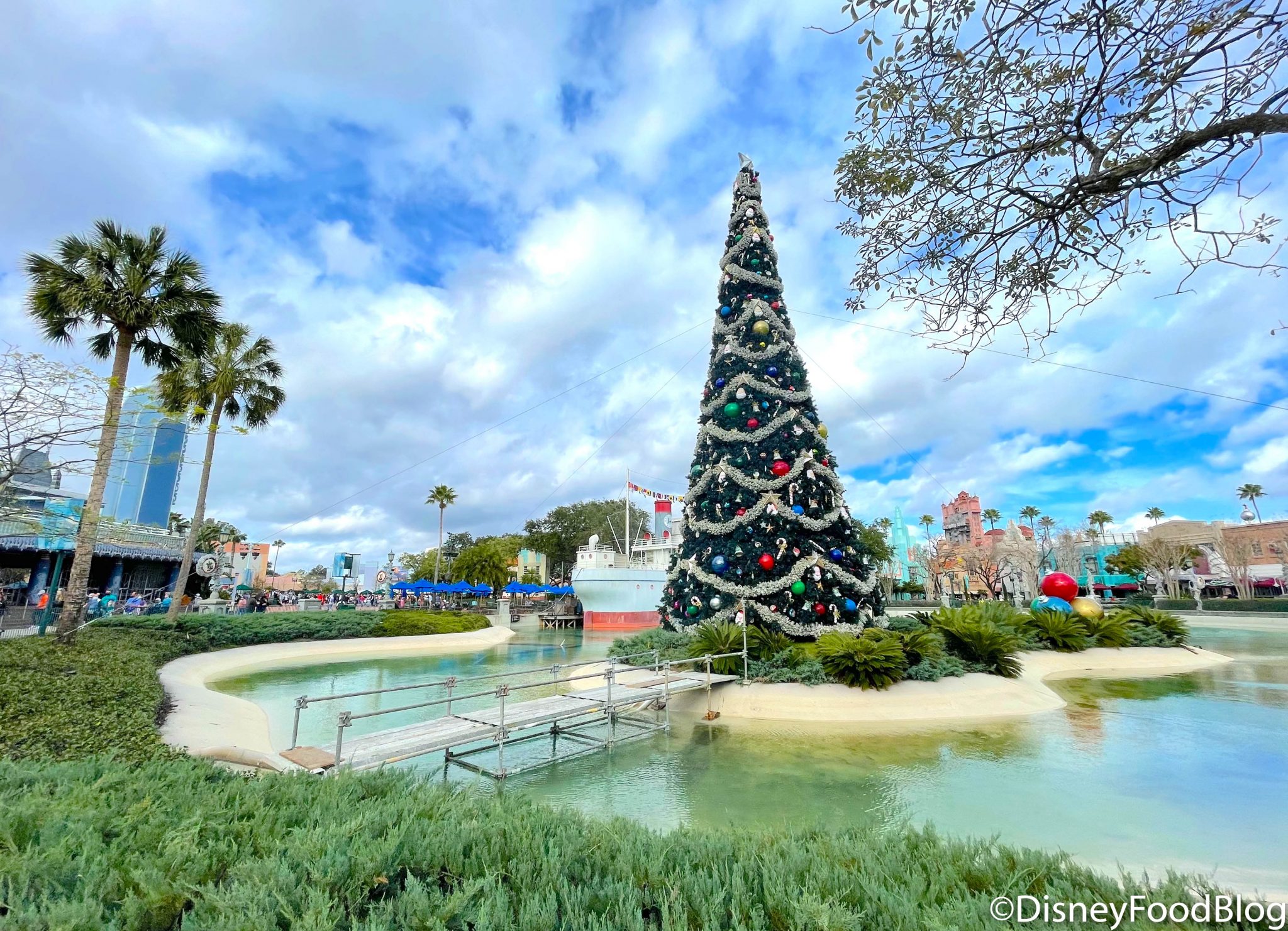 How Scary Are the Disney World Christmas Hotel Prices This Year?! | the ...