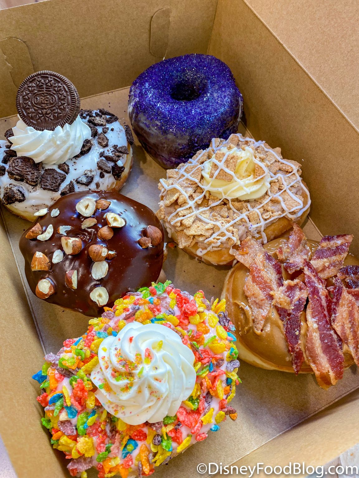 FULL REVIEW: Are Everglazed Donuts The New KING Of Disney World Snacks