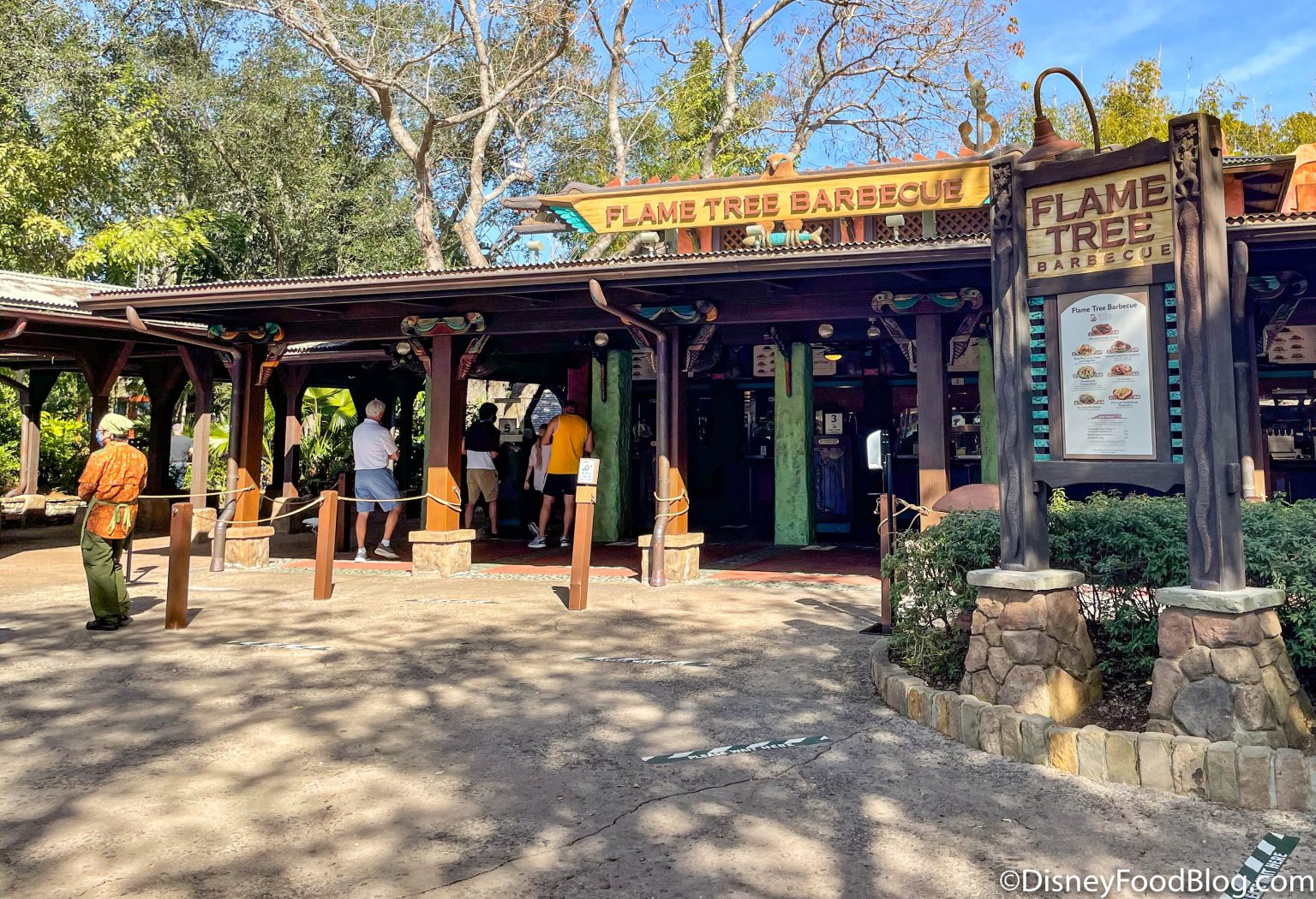 Review: It's Officially Carrot Cake Season in Disney World (And We're ...