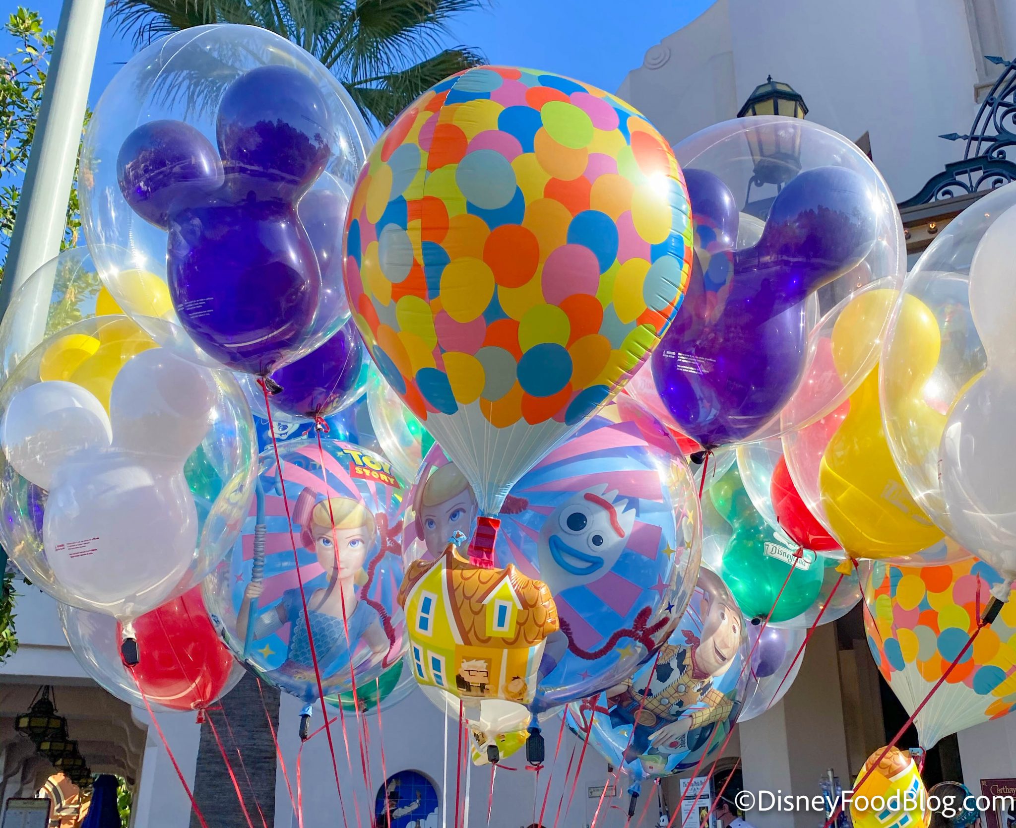Stop Everything And Look At Disneys Insanely Cute Up Balloons With