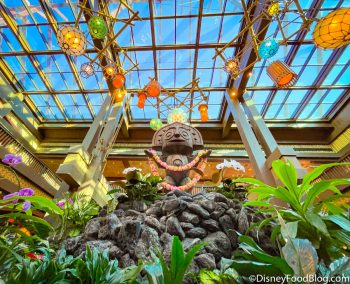 PHOTO: The Monorail Station at Disney's Polynesian Village Resort is ...