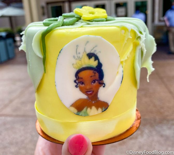 Princess Tiana From Princess And The Frog - CakeCentral.com