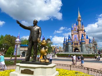 Why You Seriously Need to Get Your 4th of July Disney World Parks ...