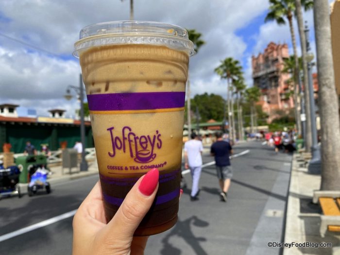 https://www.disneyfoodblog.com/wp-content/uploads/2021/03/disneys-hollywood-studios-game-changer-cold-brew-march-2021-17-700x525.jpg