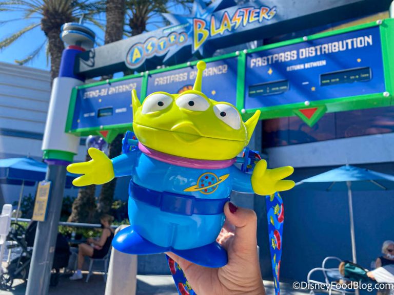 There's a NEW 'Toy Story' Sipper in Disneyland! | the disney food blog