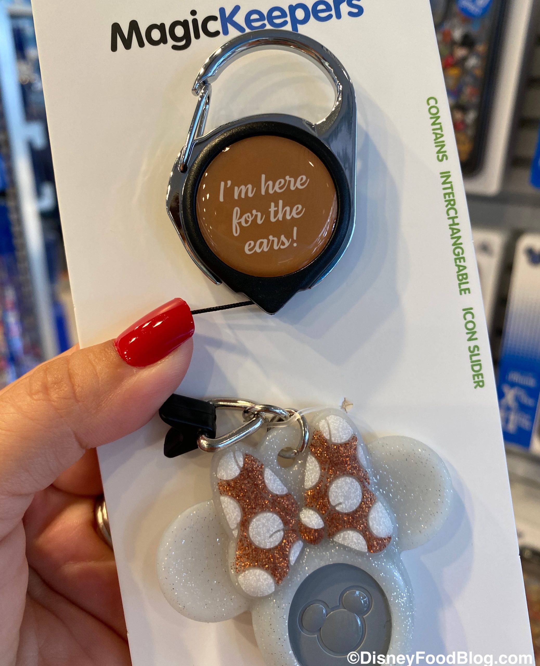 PHOTOS: New Minnie Mouse MagicKeepers Clip (MagicBand Alternative) at Walt  Disney World - WDW News Today