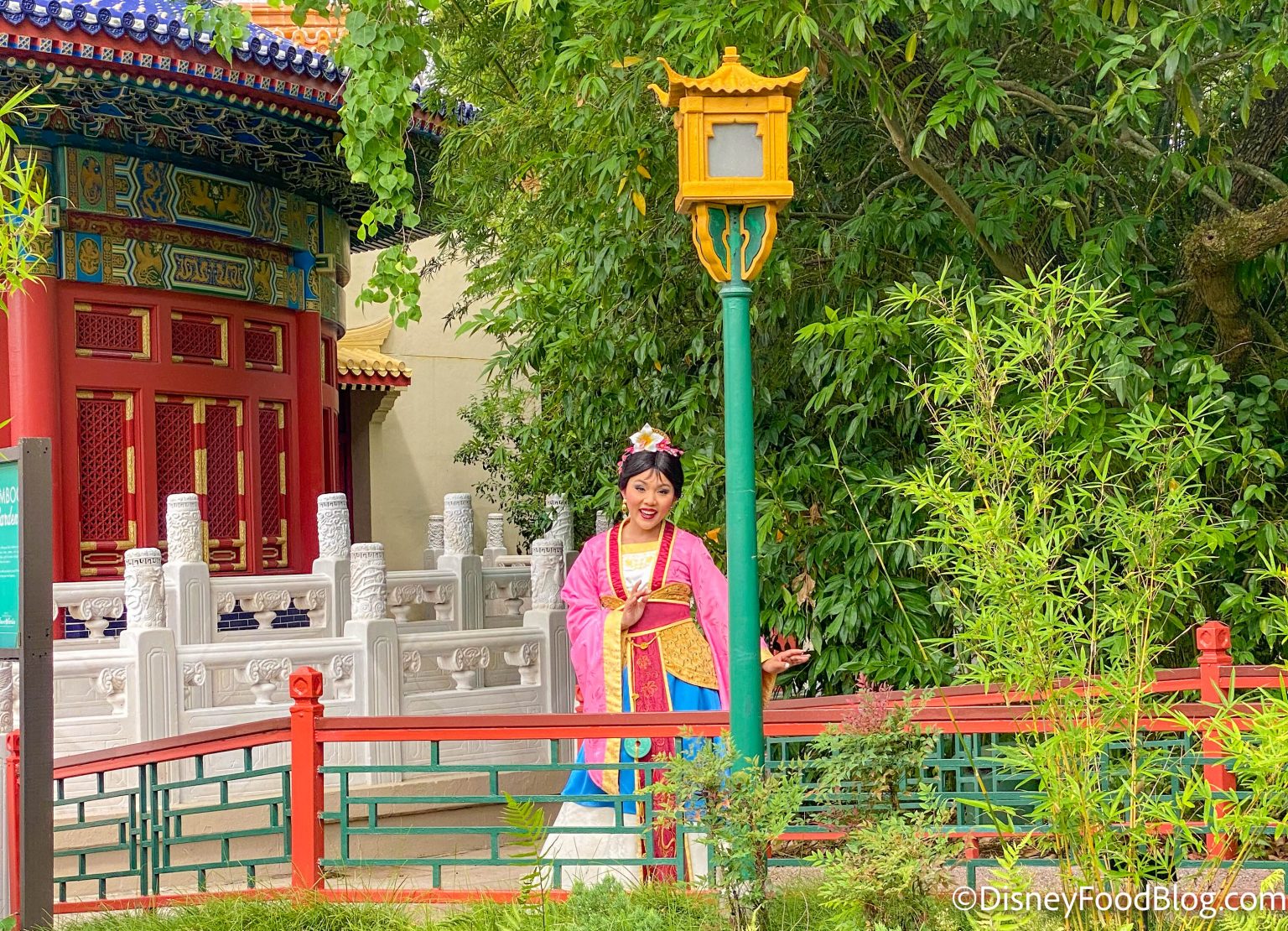 PHOTOS A Rare Disney Princess Is Now Greeting Guests in EPCOT