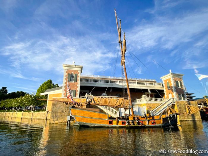 2021-WDW-EPCOT-American-Adventure-Boat-A