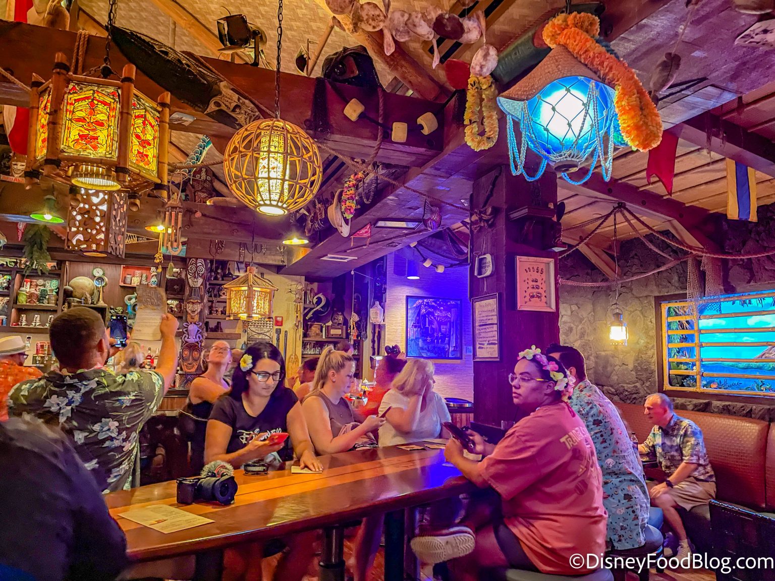 Tips for Getting Into the Most POPULAR Bar in Disney World Disney by Mark