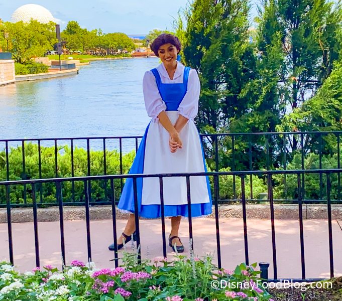 2021-WDW-EPCOT-France-Pavilion-Belle-Mee